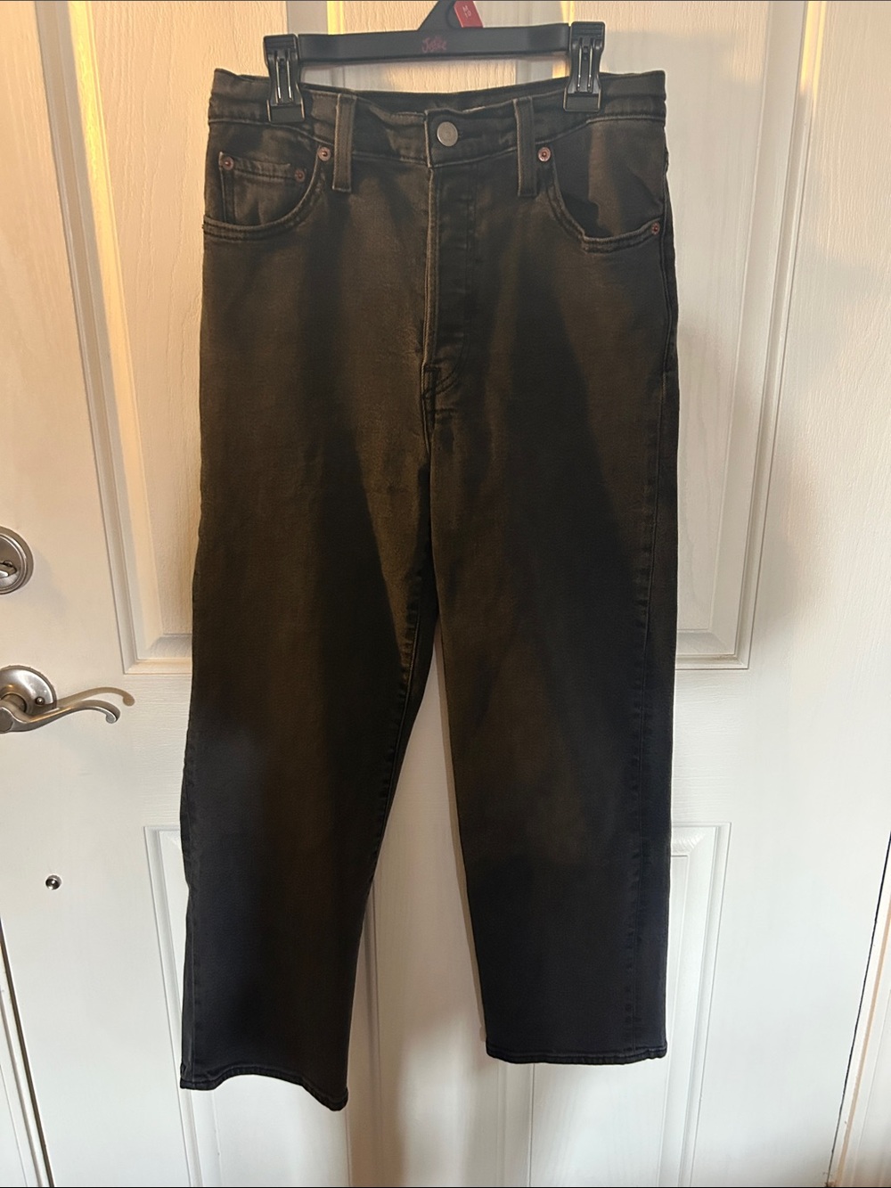 Levi's Black Straight-Leg cropped Women's Jeans